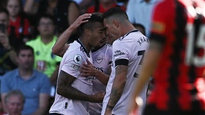 أرسنال يضرب بورنموث بثلاثية.. ويعتلي صدارة الدوري الإنجليزي مؤقتًا