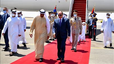 بعد أيام قليلة من أحداث غزة.. لوفيجارو الفرنسية تسلط الضوء على القمة العربية الخماسية بالعلمين