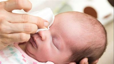 5 نصائح لمساعدة الآباء في الحفاظ على صحة عيون أطفالهم