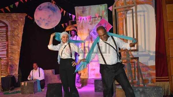 فريق المسرح بقصر