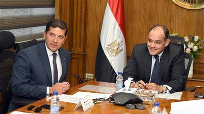 وزير التجارة: تفعيل منظومة اللامركزية قريبا لتيسير الإجراءات ورفع الأعباء عن كاهل مجتمع الأعمال