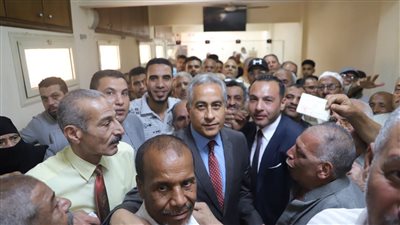 وزير القوى العاملة خلال لقائه أصحاب المعاشات التقاعدية بالعراق: حريصون على عودة مستحقاتكم