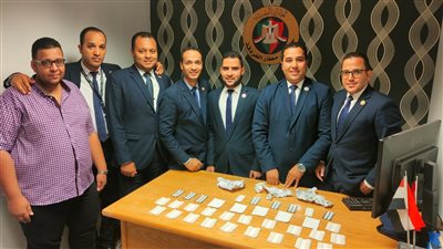 جمارك مطار الغردقة تضبط محاولة تهريب عدد من أقراص الترامادول المخدرة 