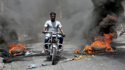 جمهورية هايتي تطلب مساعدة عسكرية دولية للسيطرة على العصابات 