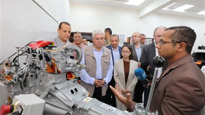 وزير التعليم العالي يتفقد جامعة بني سويف التكنولوجية وتوسعاتها الجديدة بواحة السليكون 