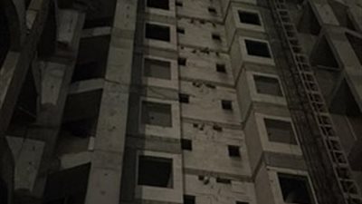 تقطع لـ أشلاء.. مصرع عامل مصري سقط من الدور الـ 15 في الكويت 