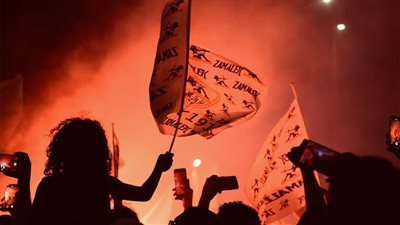 شكر الداخلية ورسائل البروفيسور فيريرا.. احتفال جديد من الزمالك بدرع الدوري | فيديو