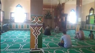 أوقاف المنوفية تعلق على إقامة صلاة الجمعة بمسجد على صوت الإذاعة: مدير الإدارة قال كله تمام| فيديو