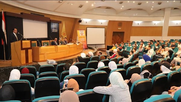 عمرو عثمان مدير صندوق