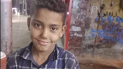 كان بيصلح الكاوتش.. تفاصيل مصرع طفل أسفل سيارة بكفر الشيخ 