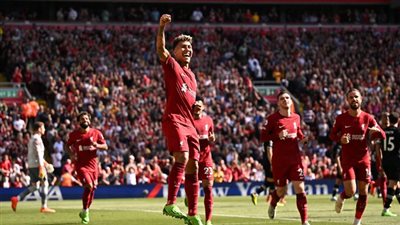 الشوط الأول.. ليفربول يتقدم على بورنموث بخماسية في الدوري الإنجليزي