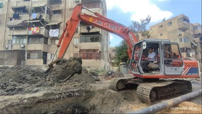 محافظ بورسعيد: تكلفة رفع كفاءة شبكات الصرف الصحي بحي الضواحي 40 مليون جنيه