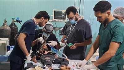 محافظة الجيزة: توقيع الكشف الطبي على 4049 مواطنًا بالواحات البحرية وإجراء 328 عملية جراحية