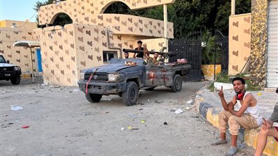 بعد قتال عنيف أمس.. الهدوء يسيطر على العاصمة الليبية والحياة تعود لطبيعتها 