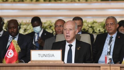 الرئيس التونسي: لا بد من معالجة أسباب تفاقم الإرهاب في إفريقيا