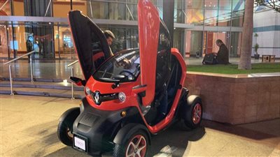 أسعار ومواصفات رينو تويزي أصغر سيارة كهربائية في مصر