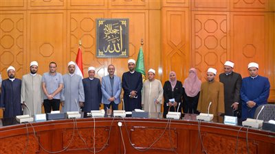 محافظ الإسماعيلية يستقبل أعضاء القافلة الدعوية التابعة للأزهر الشريف