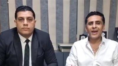 محامي الفتاة المدعية على إسلام جابر: لما عرف إنها حامل قالها انتي متخصنيش وسرق عقود الزواج | بث مباشر