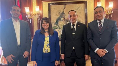 وزيرة الهجرة تبحث الترويج للاستثمار العقاري بمصر بمعرض في أمريكا