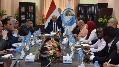 الإسكان: برنامج الصرف الصحي المتكامل يهدف لتوصيل الخدمة إلى 10 قرى وتوابعها بالأقصر