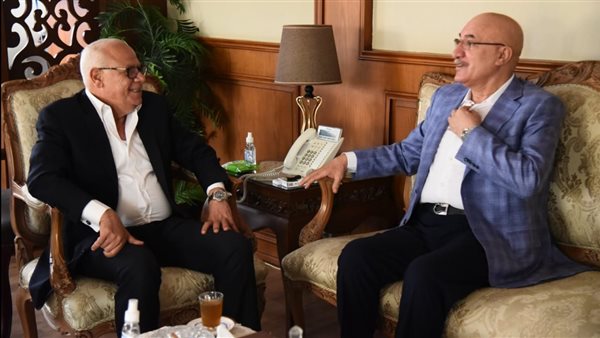 محافظ بورسعيد يلتقي