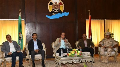 محافظ الفيوم: فصل التيار الكهربائي عن المباني الخالية من سيرفرات بمقار المديريات الخدمية بعد انتهاء مواعيد العمل