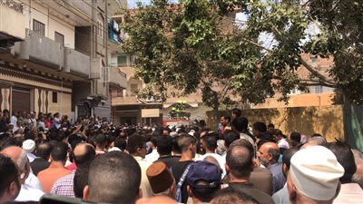 الآلاف يشيعون جثمان الرائد أحمد الضبيعي بالدقهلية بعد استشهاده في مداهمة أمنية بالأقصر│ صور