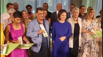 من الإسكندرية إلى العالمية.. وزيرة خارجية ألمانيا تحضر حفل تكريم فنان مصري بوسام جوته