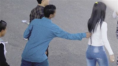الحبس عامين للمتهم بالتحرش بفتاة في مصر الجديدة 
