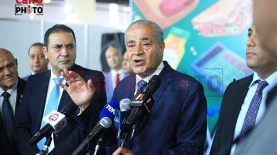 وزير التموين: تعاقدنا على 63 ألف طن قمح من أوكرانيا.. وما زالت الشحنة مؤمنة | بث مباشر