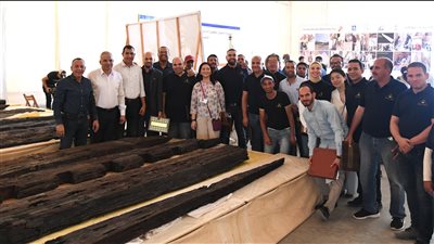 مدير نقل الآثار بالمتحف الكبير يكشف مراحل ترميم أخشاب مركب خوفو الثانية