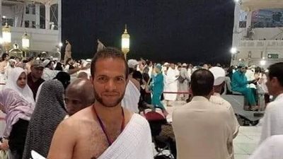 كانوا رايحين العمرة.. تفاصيل مصرع أم ونجلها وإصابة الآخر في حادث انقلاب سيارة