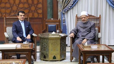 شيخ الأزهر: محاولات القضاء على الشرق ثقافيا تبدأ من زعزعة اللغة العربية في مجتمعاتنا