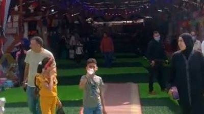 بالتزامن مع اقتراب عودة الدراسة.. إقبال على معارض أهلًا مدارس ببورسعيد | بث مباشر 