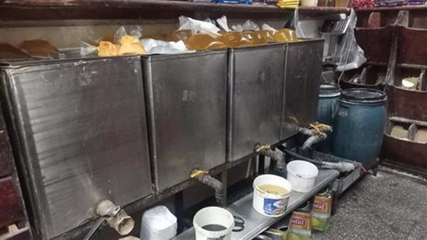 زيوت مجهولة المصدر