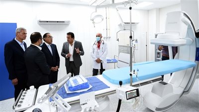 بعد افتتاحه وحدتي الرنين وقسطرة القلب.. رئيس الوزراء: مستشفى العلمين النموذجي حظي باهتمام كبير| صور
