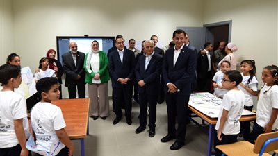 مدبولي يشيد بالإنجاز المحقق والمستوى الرائع في تنفيذ مشروعات التنمية المستدامة بسيدي عبد الرحمن