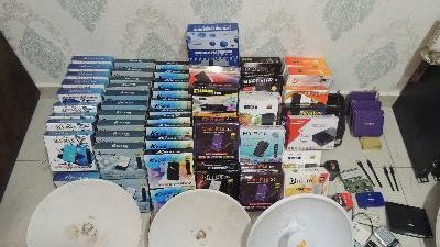 210 آلاف مشترك.. حبس المتهمين بفك شفرات القنوات الفضائية | صور 