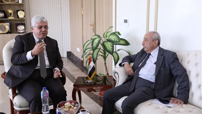 وزير التعليم العالي لنقيب المهندسين: أعداد المقبولين بالكليات والمعاهد الهندسية لن تتجاوز 25 ألف طالب