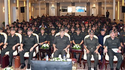 رئيس الأركان يتفقد معهد المهندسين العسكريين| صور