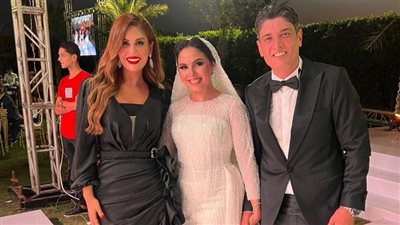 بحضور العوضي وياسر جلال.. عبد الباسط حمودة يحيي زفاف المنتج فتحي إسماعيل |فيديو 