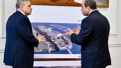 7 مليارات دولار.. السيسي يطلع على معدلات حركة الملاحة بقناة السويس والإيراد السنوي