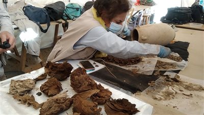 به كتان تحنيط.. ننشر تفاصيل الكشف الأثري الجديد بالأقصر | صور 