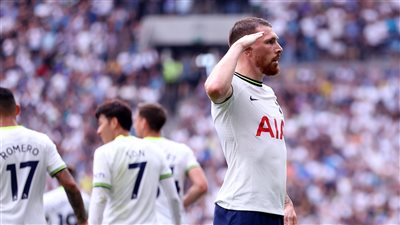 توتنهام يفوز على فولهام بثنائية في البريميرليج 