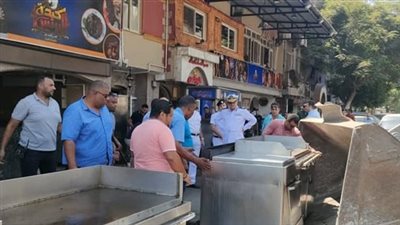 للتعدي على حرم الطريق العام.. غلق مطعم كبده البرنس وألبان المالكي بإمبابة | بث مباشر