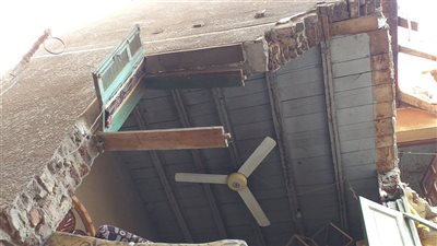 مصرع طفلة انهار عليها سقف المنزل بسوهاج