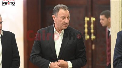 الخطيب يطير إلى فرنسا لخوض رحلة علاجية جديدة