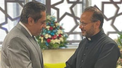 المهندس خالد عباس يستقبل رئيس مؤسسة الأخوة الإنسانية للخدمات بمقر شركة العاصمة الإدارية