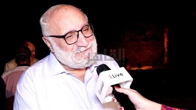 عزت زين: قابلت شخصيات نرجسية في حياتي.. وأحمد العوضي حبه للجمهور حقيقي وبينصر الضعيف