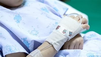 بريطانيا: انخفاض وفيات الأطفال بالسرطان إلى النصف بفضل الأبحاث الرائدة 